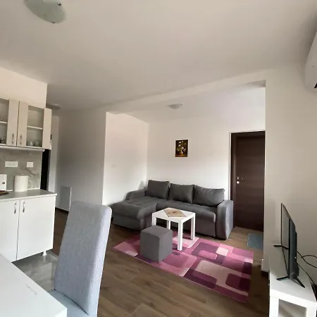 Dom Apartment Kragujevac